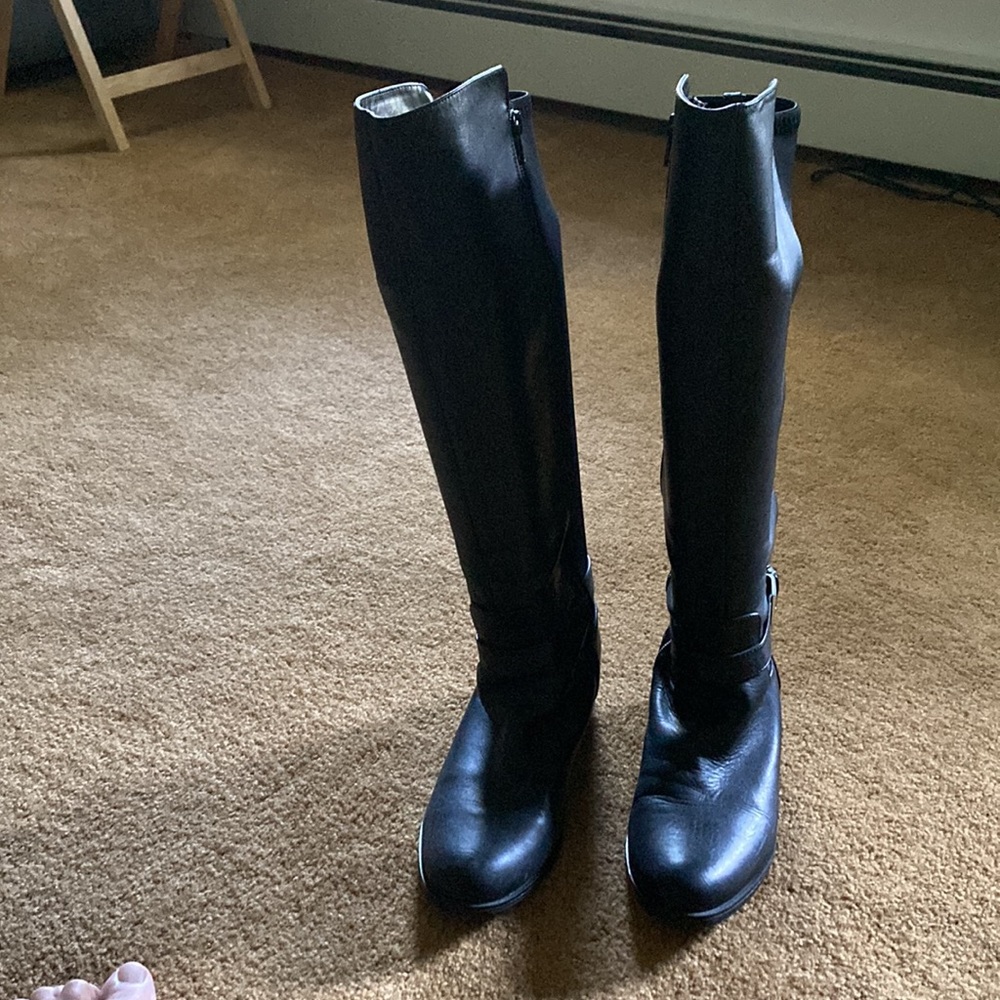 Alfani womens leather boots, side zipper, stretch material in back.